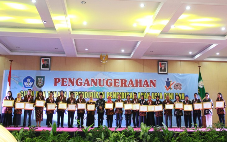 Penganugerahan Apresisasi GTK PAUD DIKMAS 2017  