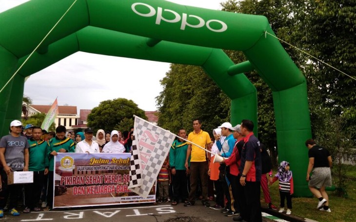 Start jalan sehat dihalaman RSKJ Soeprapto