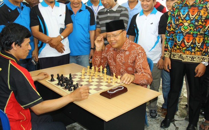 Plt Gubernur Bengkulu Rohidin Mersyah hadir dan membuka secara langsung Turnamen Catur Ika SeMaKu (Ikatan Keluarga Seluma Manna Kaur) Cup I 2017