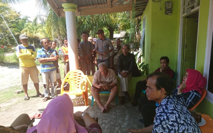Waka II  Teuku Zulkarnain,  Anggota Komisi II dan III DPRD Kota Bengkulu Sidak Disambut Warga Rt 14 Rw 01 Kelurahan Teluk Sepang