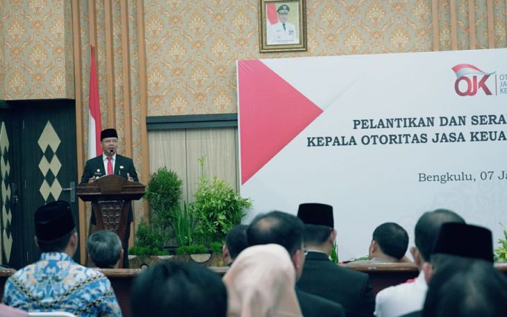 Pelantikan dan Serah Terima Jabatan OJK