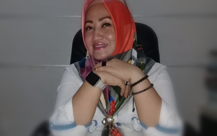 Kepala Desa Bengle Kecamatan Talang Kabupaten Tegal Eli Kartini