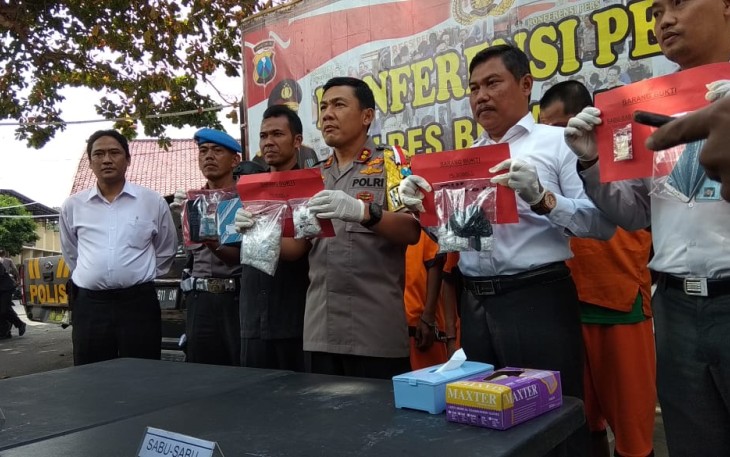 Kapolres Blitar Kota AKBP Adewira Negara Siregar Saat Konferensi Pers 