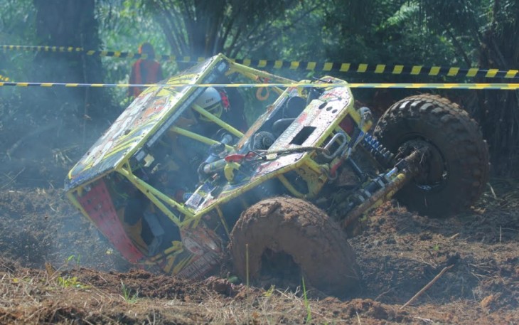 Offroader Nasional Pacu Adrenalin dan Jajaki Medan Ekstrim