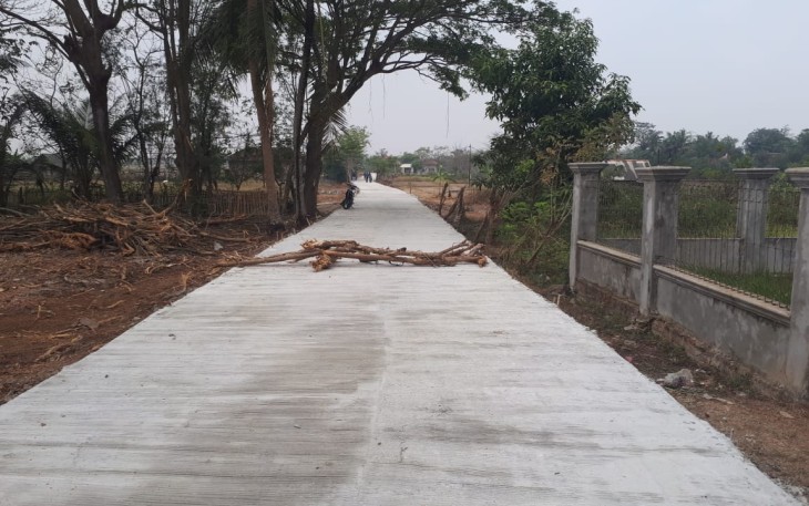 Jalan Desa Blukbuk saat TMMD 105 Kronjo