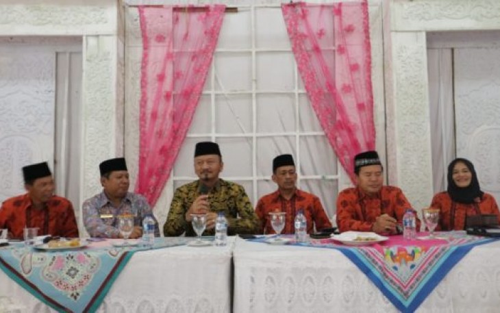 Sekretaris Daerah Kota Bengkulu Marjon Menghadiri Perpisahan Pengurus Musyawarah Kerja Kepala Sekolah SMP MTS