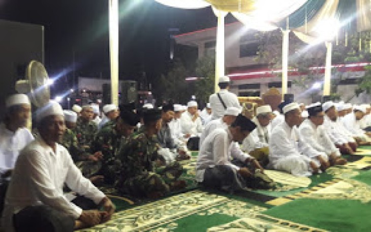Gema Dzikir Di Pendopo Untuk Keselamatan Bangsa