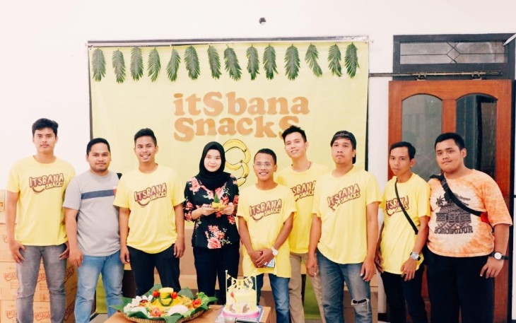 Pemotongan Tumpeng