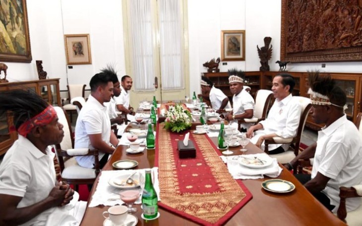 Twitter/jokowi