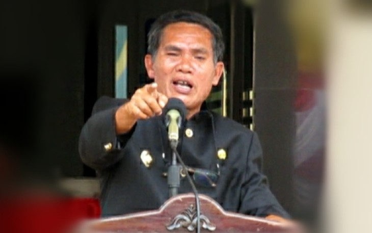 Bupati Aceh Barat Daya Akmal Ibrahim SH