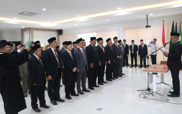 Rektor UIN SGD Bandung Prof Dr H Mahmud M Si Melantik 42 Pejabat Baru di Lingkungan UIN Sunan Gunung Djati Bandung Periode 2019-2023