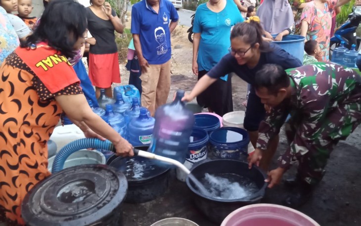 Warga Desa Cilibang Kesulitan Air Bersih