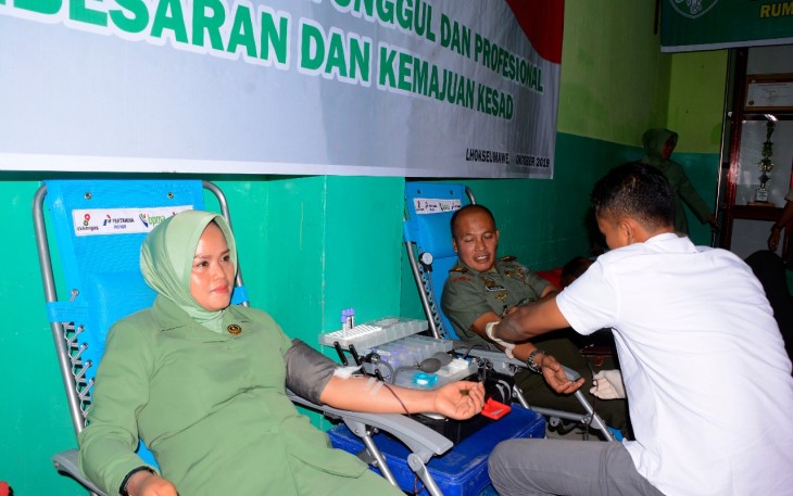 Kegiatan Donor Darah Denkesyah