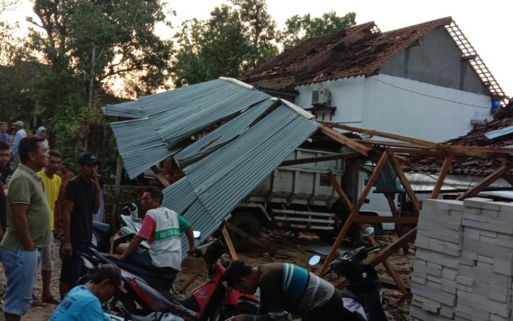 Rumah warga yang terdampak puting beliung