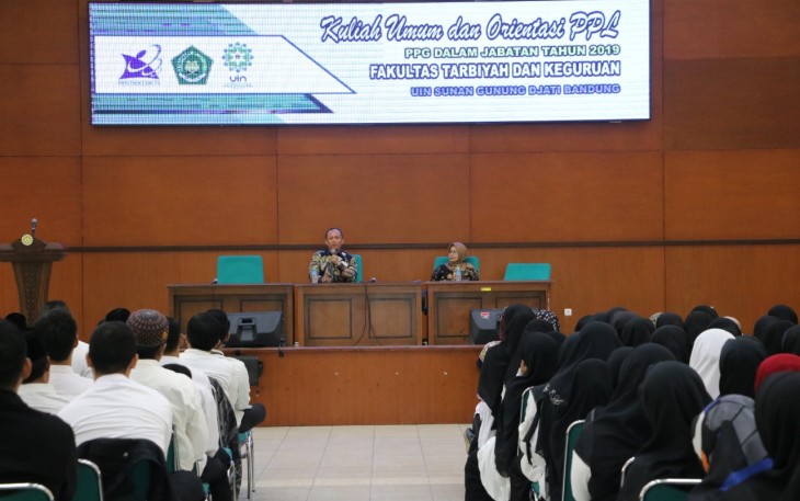 Rektor UIN SGD Bandung Prof Dr H Mahmud MSI Berikan Kuliah Umum Orientasi PPL 