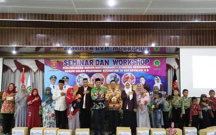 Foto bersama usai seminar