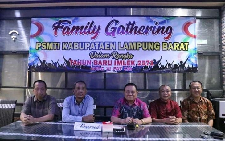 Wakil Bupati Lampung Barat Mad Hasnurin Hadir Dalam Family Gathering Paguyuban Sosial Marga Tionghoa Indonesia