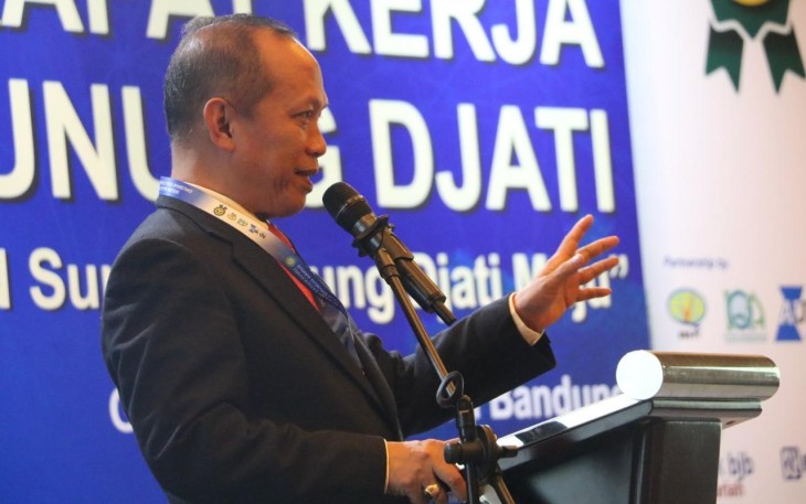 Rektor UIN SGD Bandung Prof. Dr. H. Mahmud M.Si