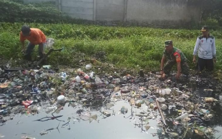 Serbuan Teritorial Babinsa Desa Curug Wetan