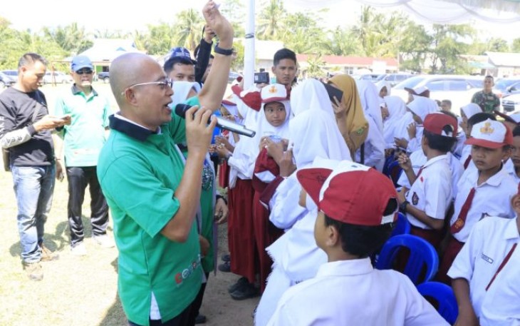 Bupati Bengkulu Selatan Gusnan Mulyadi 