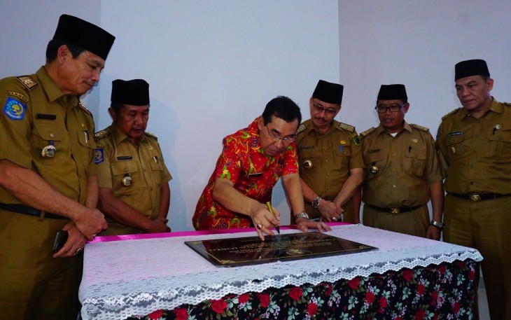 Bupati Rejang Lebong Ahmad Hijazi 