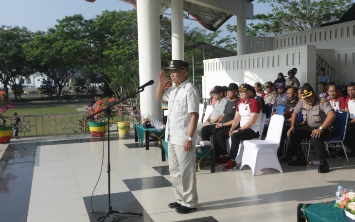 Bupati Asahan Pimpin Upacara Gerakan Masyarakat Untuk Hidup Sehat Antisipasi Covid-19
