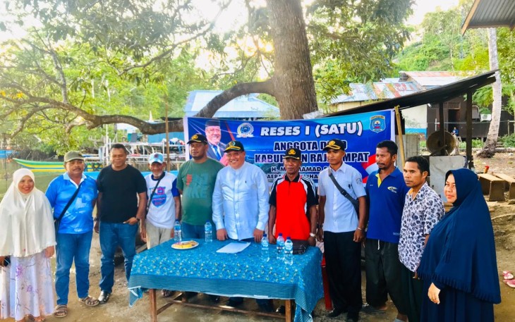 Foto bersama usai serap aspirasi warga