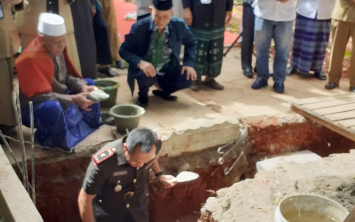 Danramil 01/Kranji Hadiri Acara Peletakan Batu Pertama Pembangunan Gedung MUI 