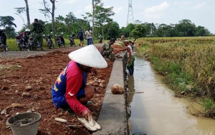 Fungsi Turap Kental Terlihat di Lokasi TMMD Reguler Pekalongan