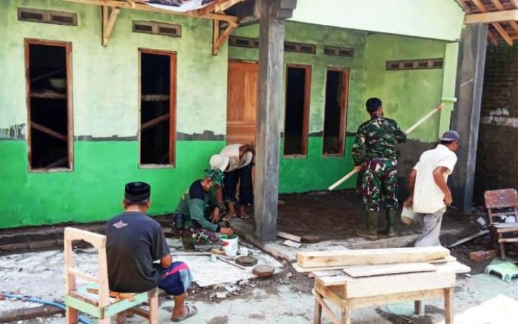 Rumah Asrori Pantirejo Pekalongan