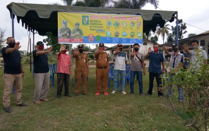 Kades Nanggar Bayu Dirikan Posko Covid-19 "Waspada Corona" 