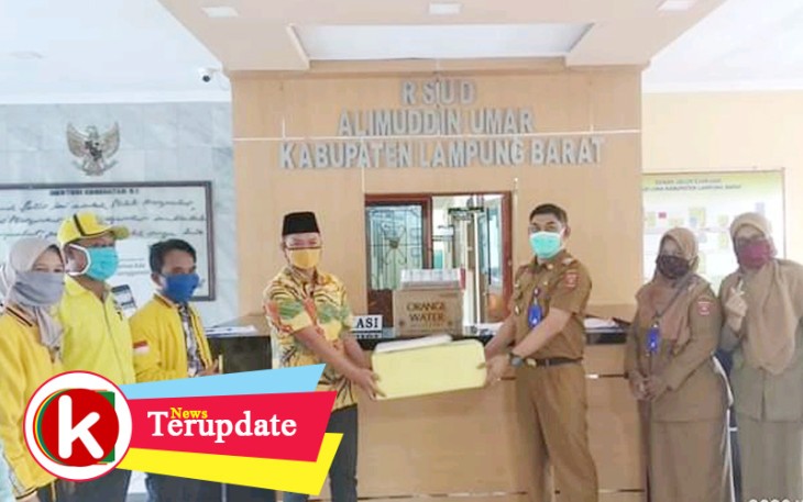 RSUD Alimuddin Umar Terima Bantuan APD dari Golkar