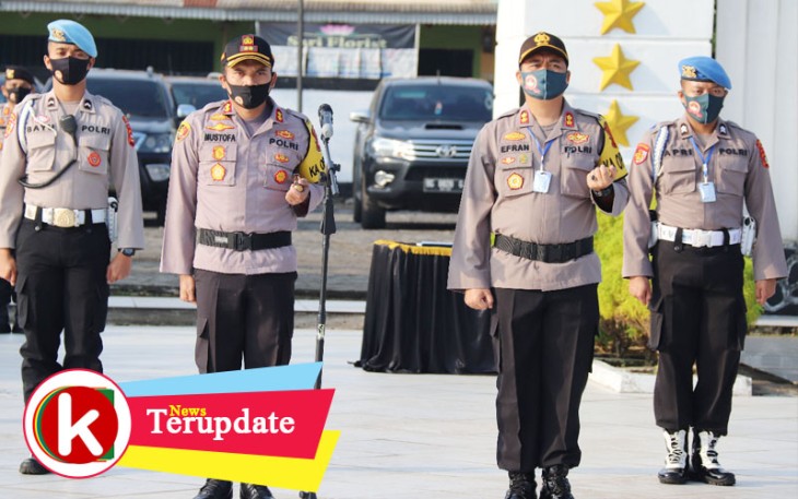 upacara tabur bunga di Taman Mak pahlawan dalam rangkaian Dirgahayu Bhayangkara ke-74