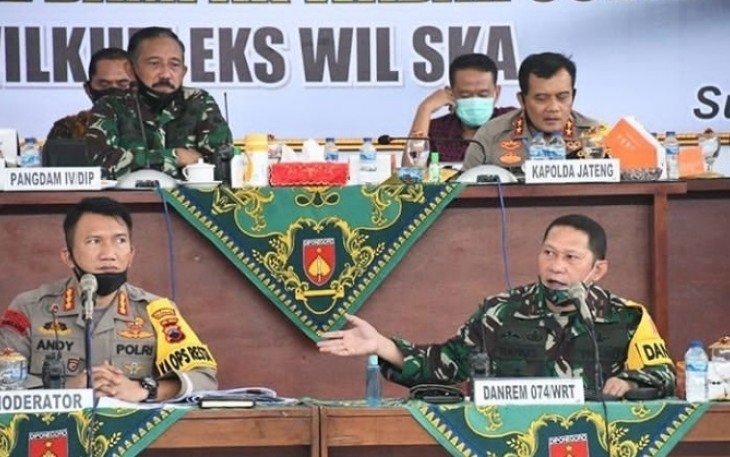 Kegiatan Tactical Floor Game (TFG) dalam rangka simulasi Sistem Pengamanan Kota (Sispamkota) di Gedung Warastratama Solo Jawa Tengah. (Foto Istimewa/Dok : Penrem 074/Warastratama)