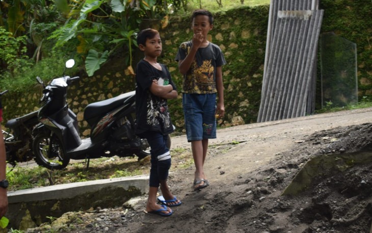 Eko (10) dan Sandi (11)