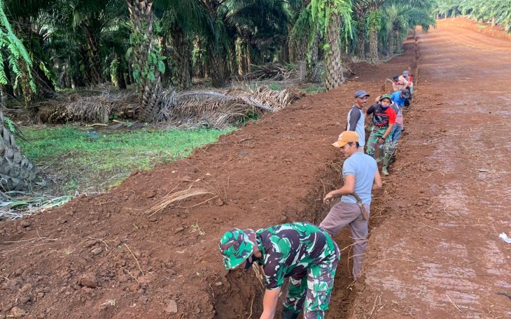 Pengerjaan Parit Berhasil Tanpa Kendala