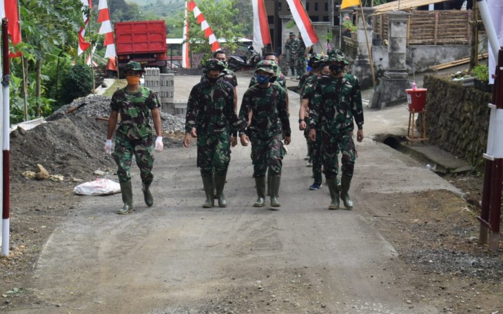 prajurit TNI