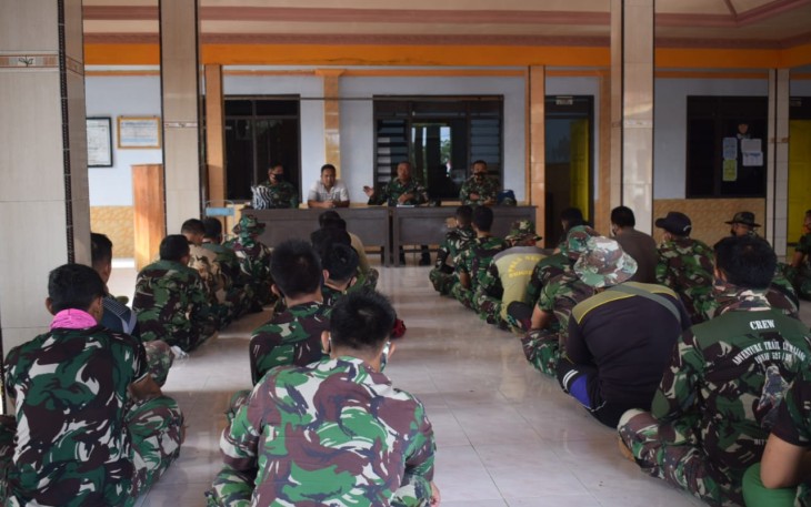 Danramil 0807/18 Berikan Arahan Kepada Satgas TMMD