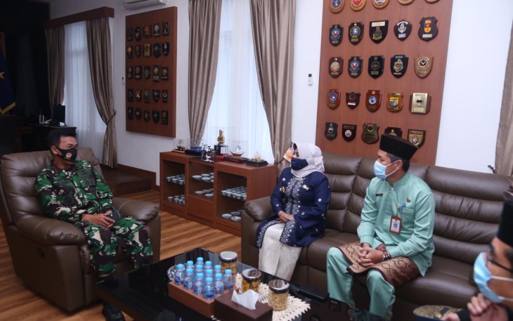 Rahma Silaturahmi ke Lantamal IV Tanjungpinang