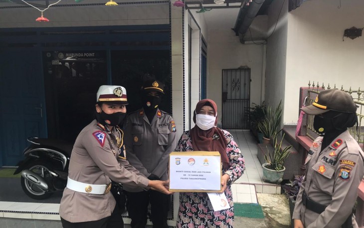 Wujud Tali Asih Polwan Polres Tanjungpinang kepada Purnawirawan Polwan