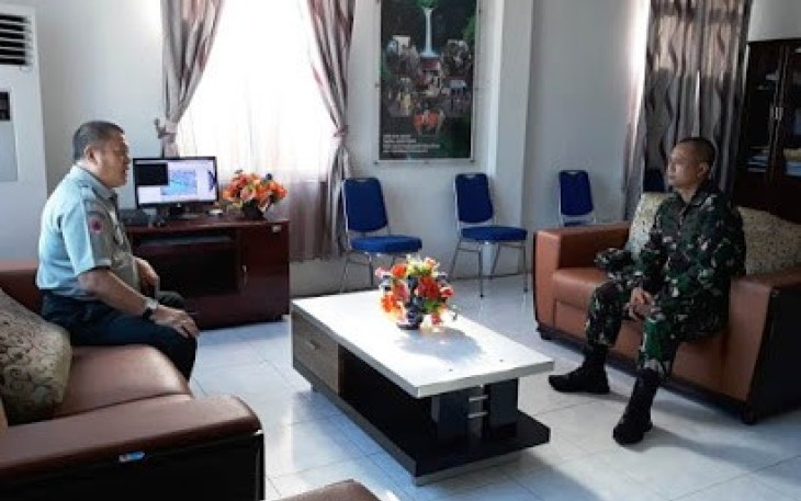 Dandim 1310/Bitung Letkol INF Benny Lesmana SE saat audensi bersama kepala BPBD Bitung