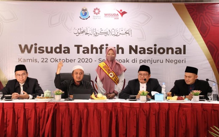 Keajaiban Doa dan Sholawat Alifa Beserta Ibunda di Wisuda Tahfizh Nasional 2020