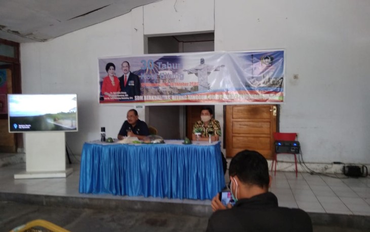 Penjabat Sementara Wali Kota Bitung Drs Edison Humiang MSi