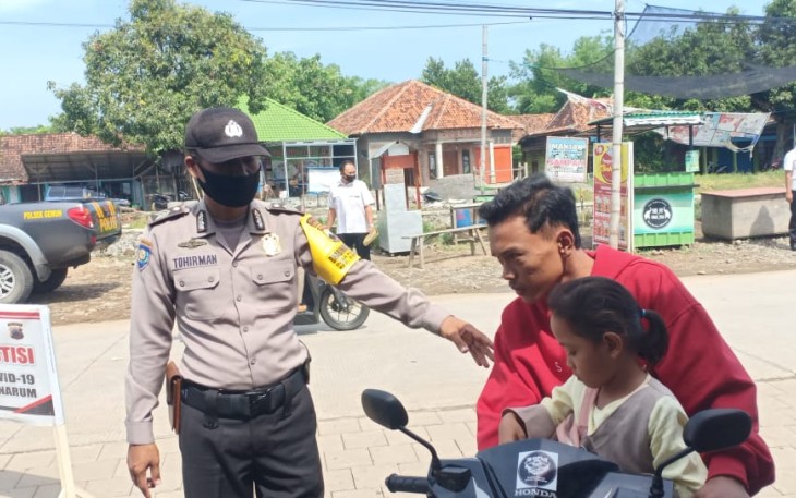 Operasi Yustisi Gabungan dilaksanakan di depan Pasar  Kecamatan  Gemuh Kabupaten  Kendal Rabu 18/11/ 2020