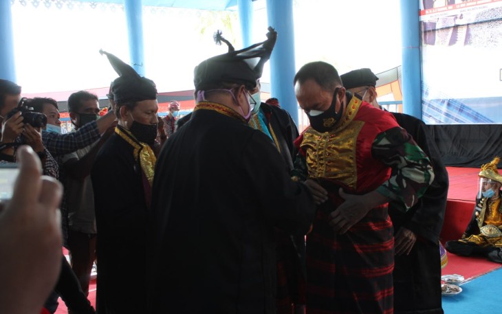 Pangdam XIV/Hsn Mayjen TNI Andi Sumangerukka di Anugerahi Gelar Laode Lakina Umane Lipu