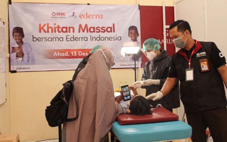 PPPA Daarul Quran Yogyakarta Gelar Khitan Massal Akhir Tahun 2020 Bersama Ederra Indonesia