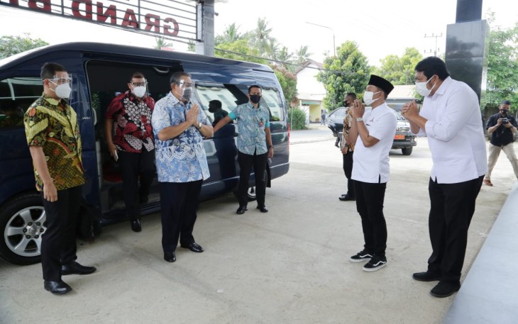 Jelang Coblosan Paslon Nyawiji Sumrambah Dapat Wejangan Dari SBY