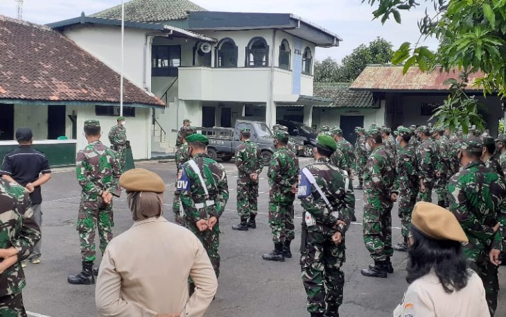 Kodim 0715/Kendal Melaksanakan Apel Pagi 
