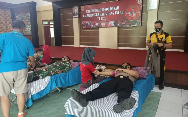 Kapolres Musi Rawas AKBP Efrannedy dan Personil Ikut Donor Darah
