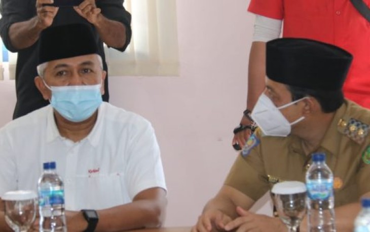 Wakil Walikota Bengkulu Dedy Wahyudi Saat Menemui Rektor Unihaz Dr.Ir Yulfiperius